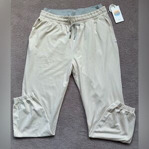 NEW - Vuori - Halo Warm-up Jogger - Milkweed Heather